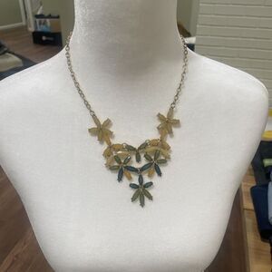 Flower Cluster Necklace Gold Tone Chain Flower Pattern